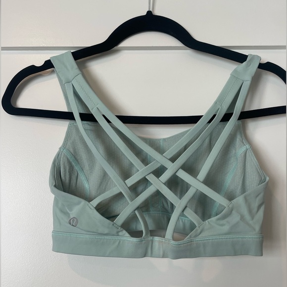 Lululemon bra - Picture 2 of 2
